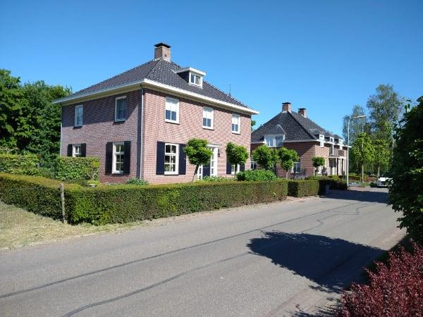 105 RWE79 en 81 20210601 Hoes huizen kopie