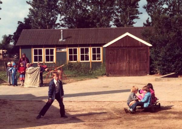 91 A school barakje 73 kopie